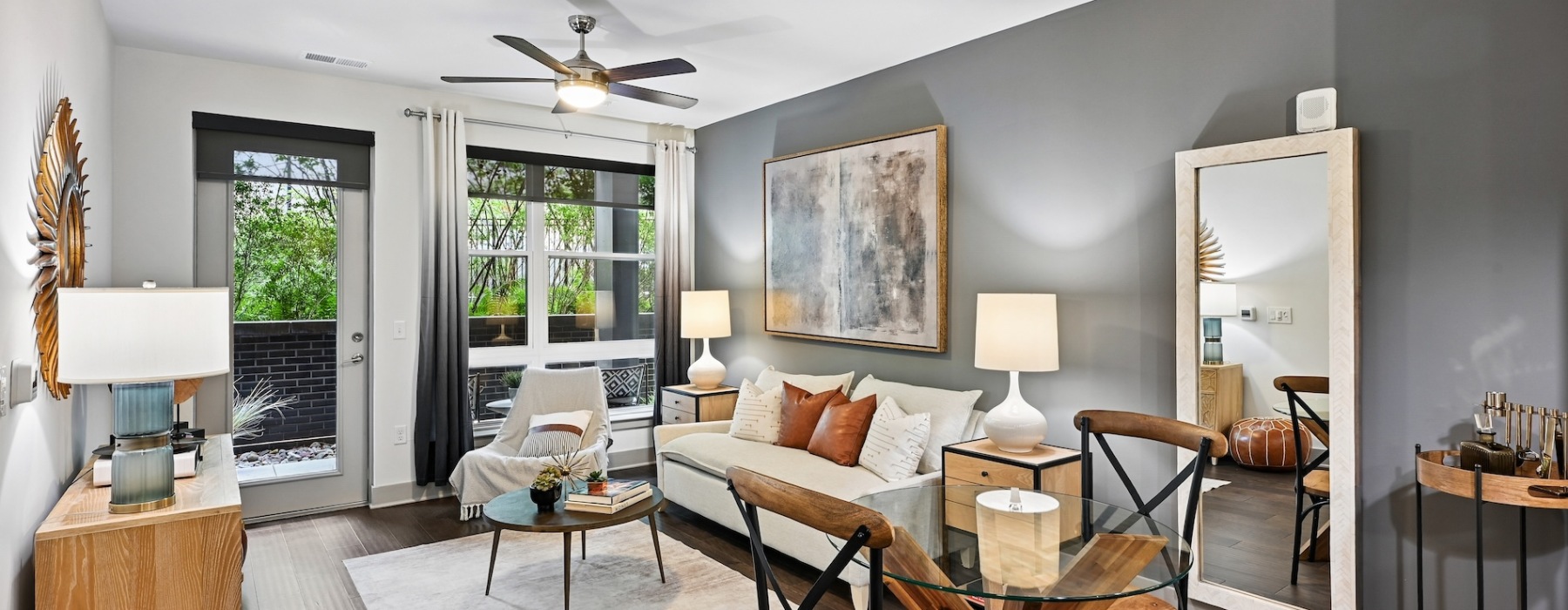 Rest and refresh from one thoughtfully designed space to the next. At Escher, comfort comes full circle.